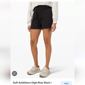 Never worn NWOT Lululemon Soft Ambitions 4" high rise shorts